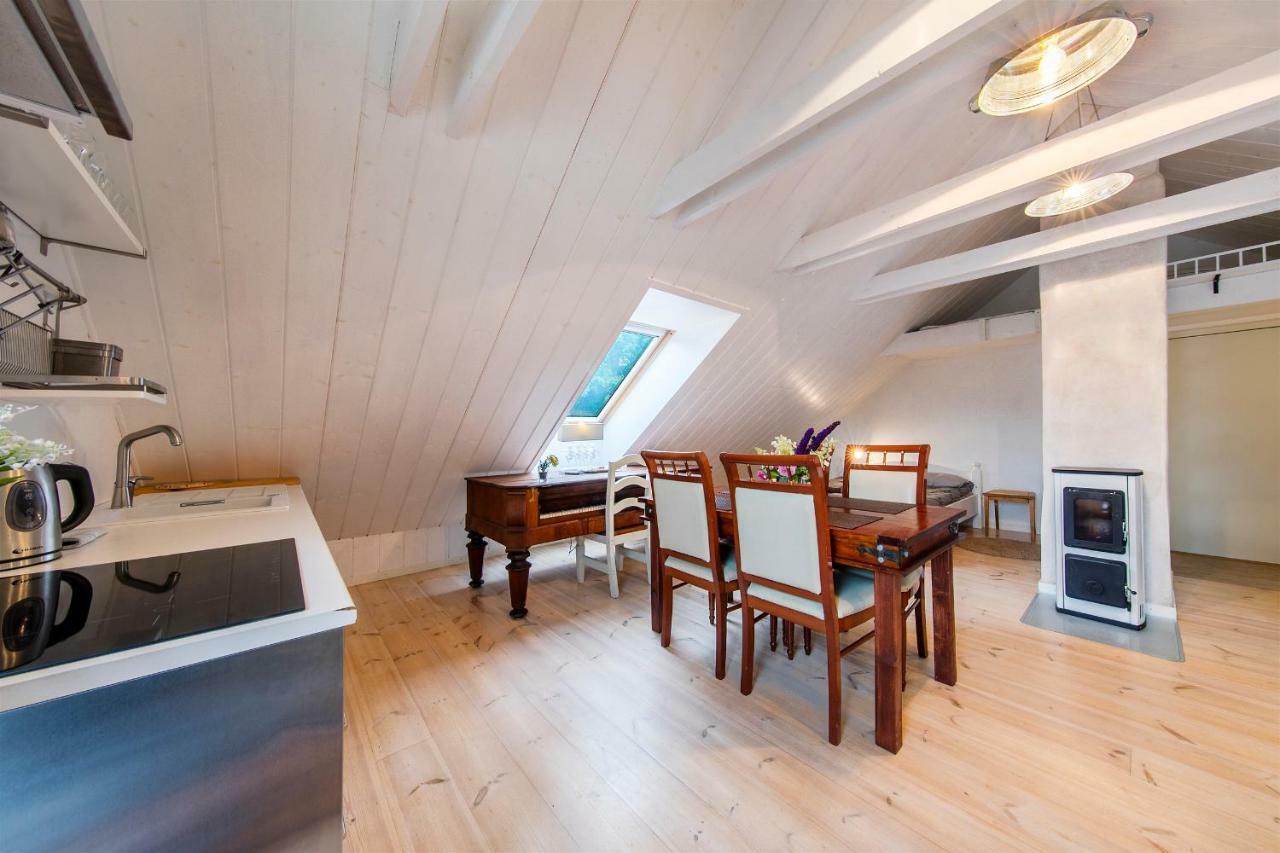 Apple 9 Apartment